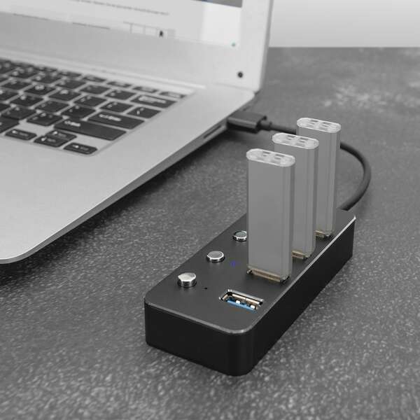 DIGITUS USB hub 4 3.0 porta sa prekidacima