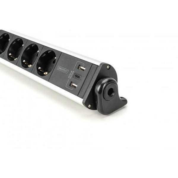 DIGITUS Produzni kabl sa 6 uticnice +3 USB