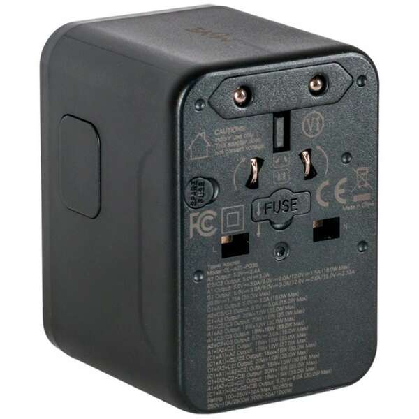 MOYE Nomad GO Universal Travel Adapter