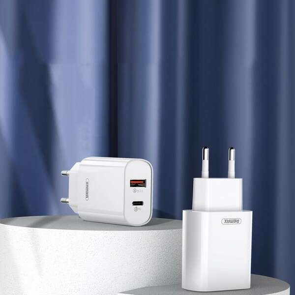 REMAX RP-U37 18W fast charger