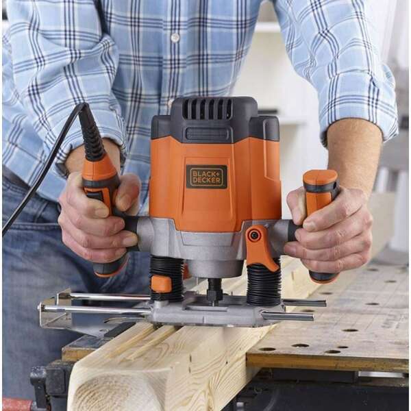 BLACK & DECKER KW1200E-QS FREZER 1200W  6.35 MM